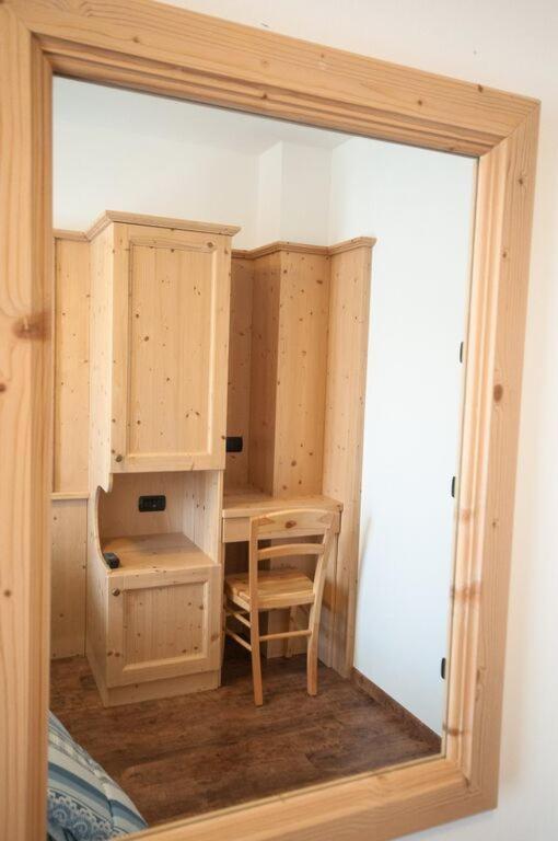 B&B Ledro Affittacamere Mezzolago Værelse billede