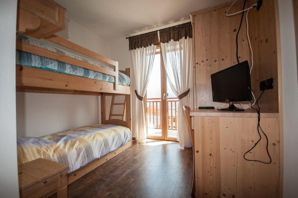 B&B Ledro Affittacamere Mezzolago Værelse billede