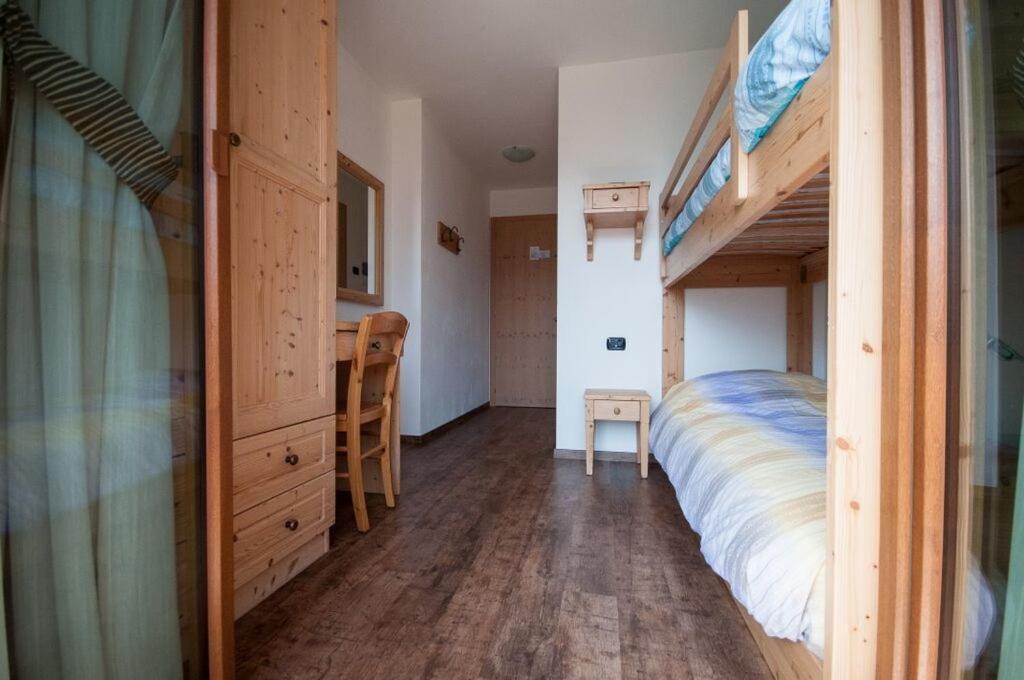 B&B Ledro Affittacamere Mezzolago Værelse billede